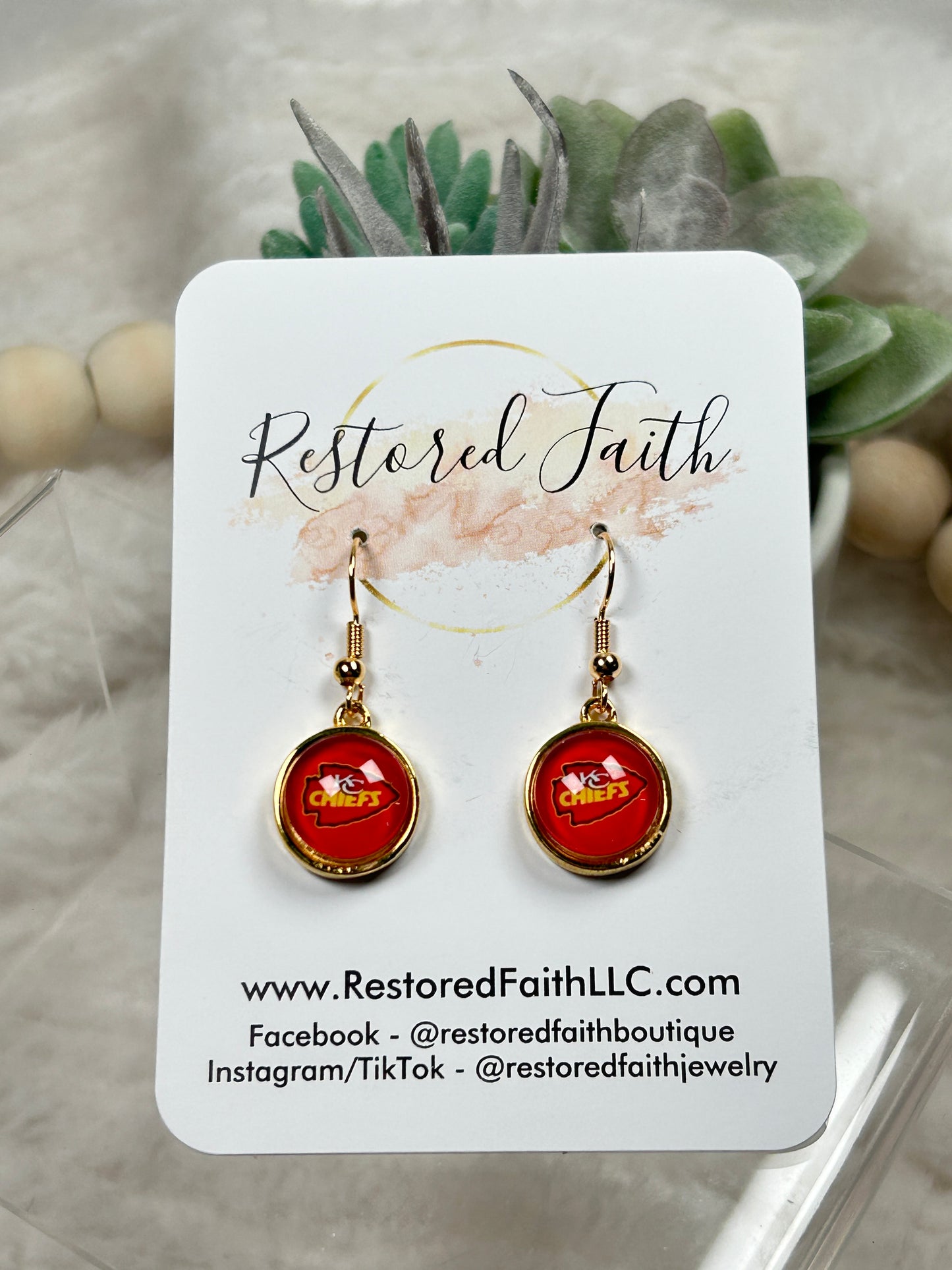 Chiefs Cabochon dangles