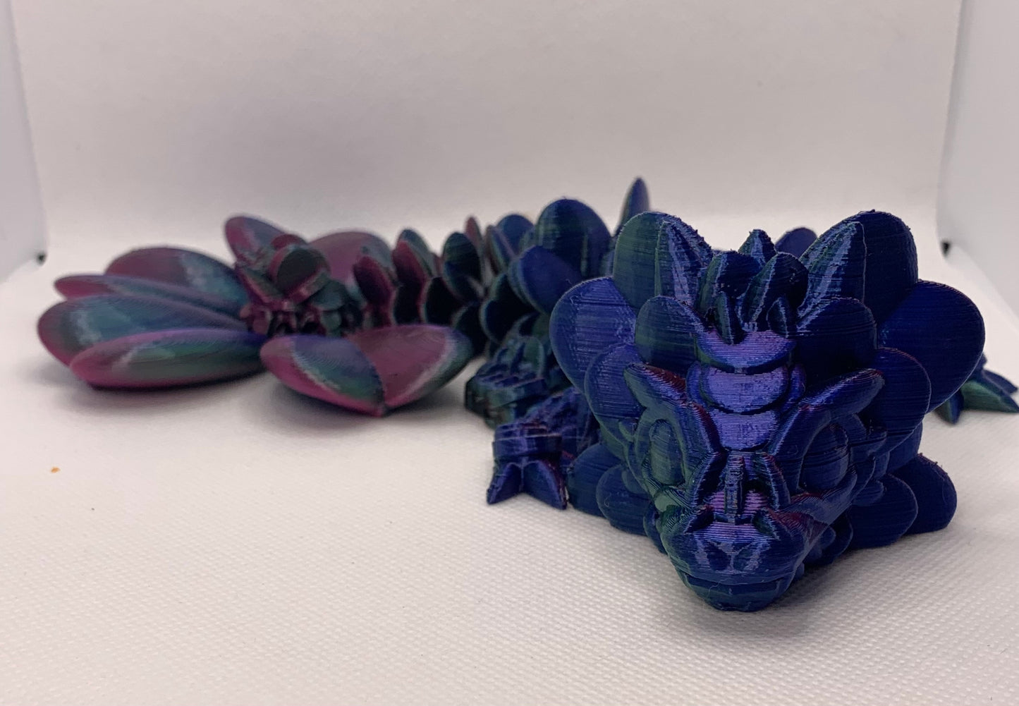 Articulating clover dragon