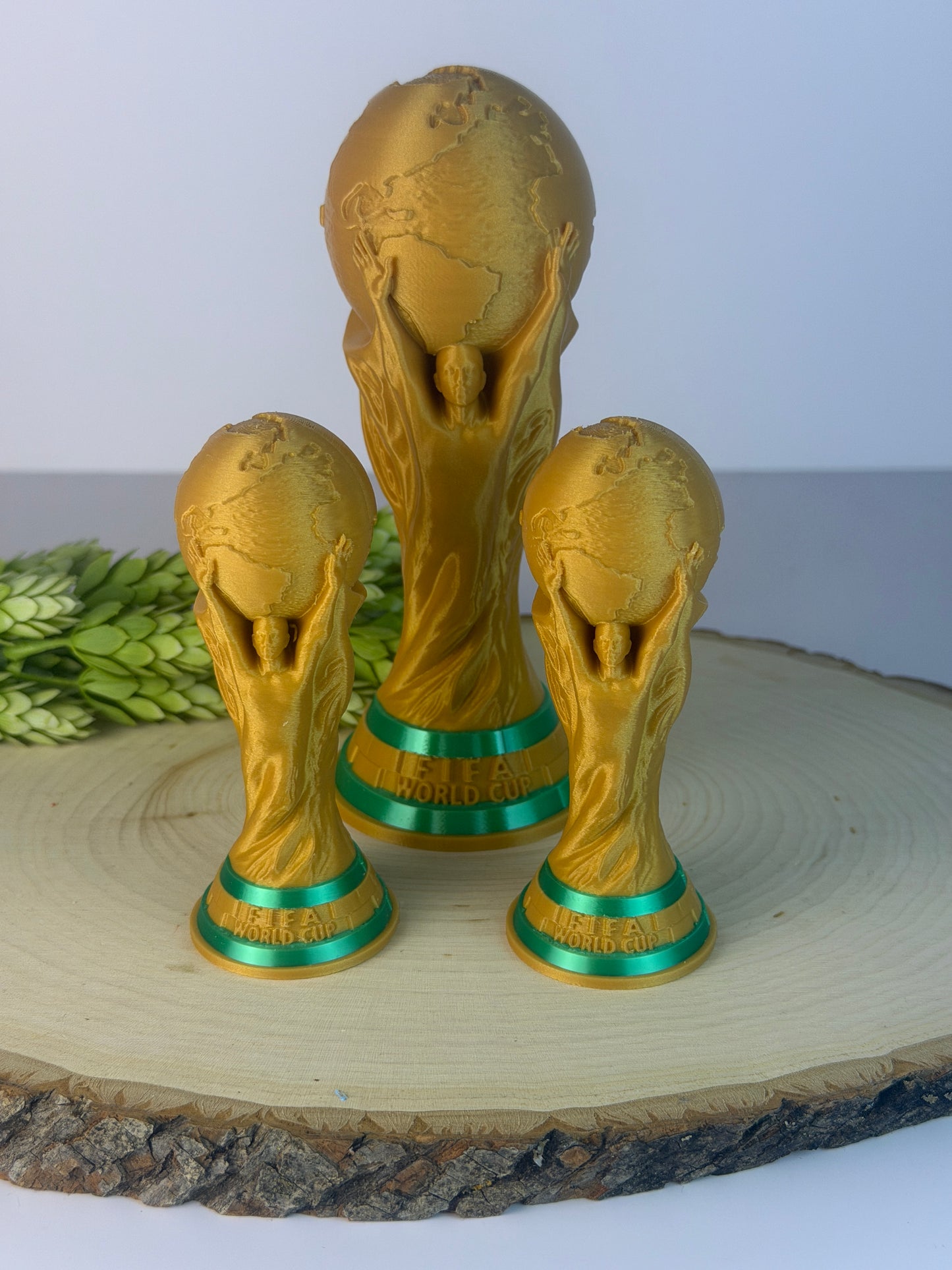 FIFA trophy-LG