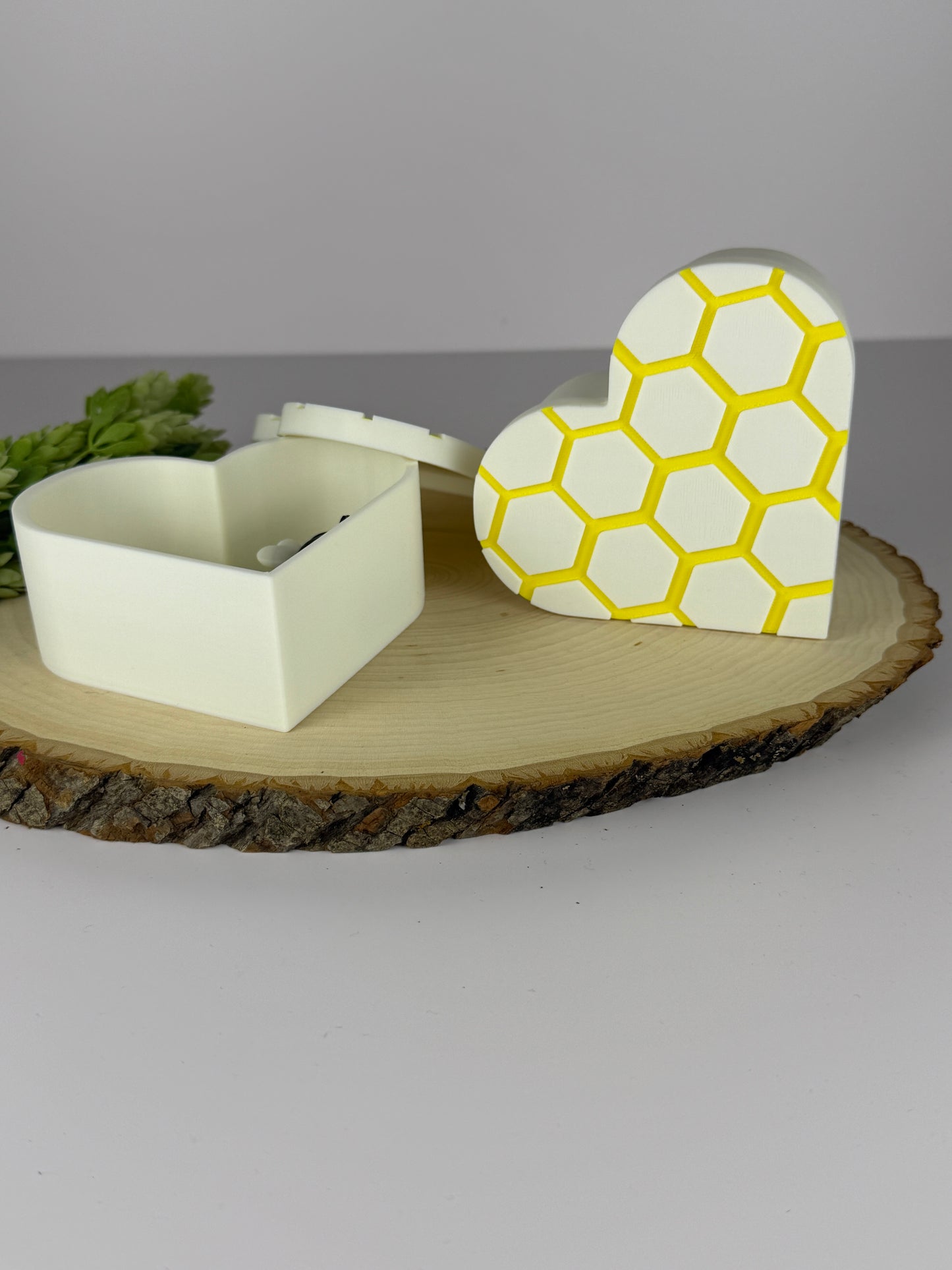 Bee Mine heart box