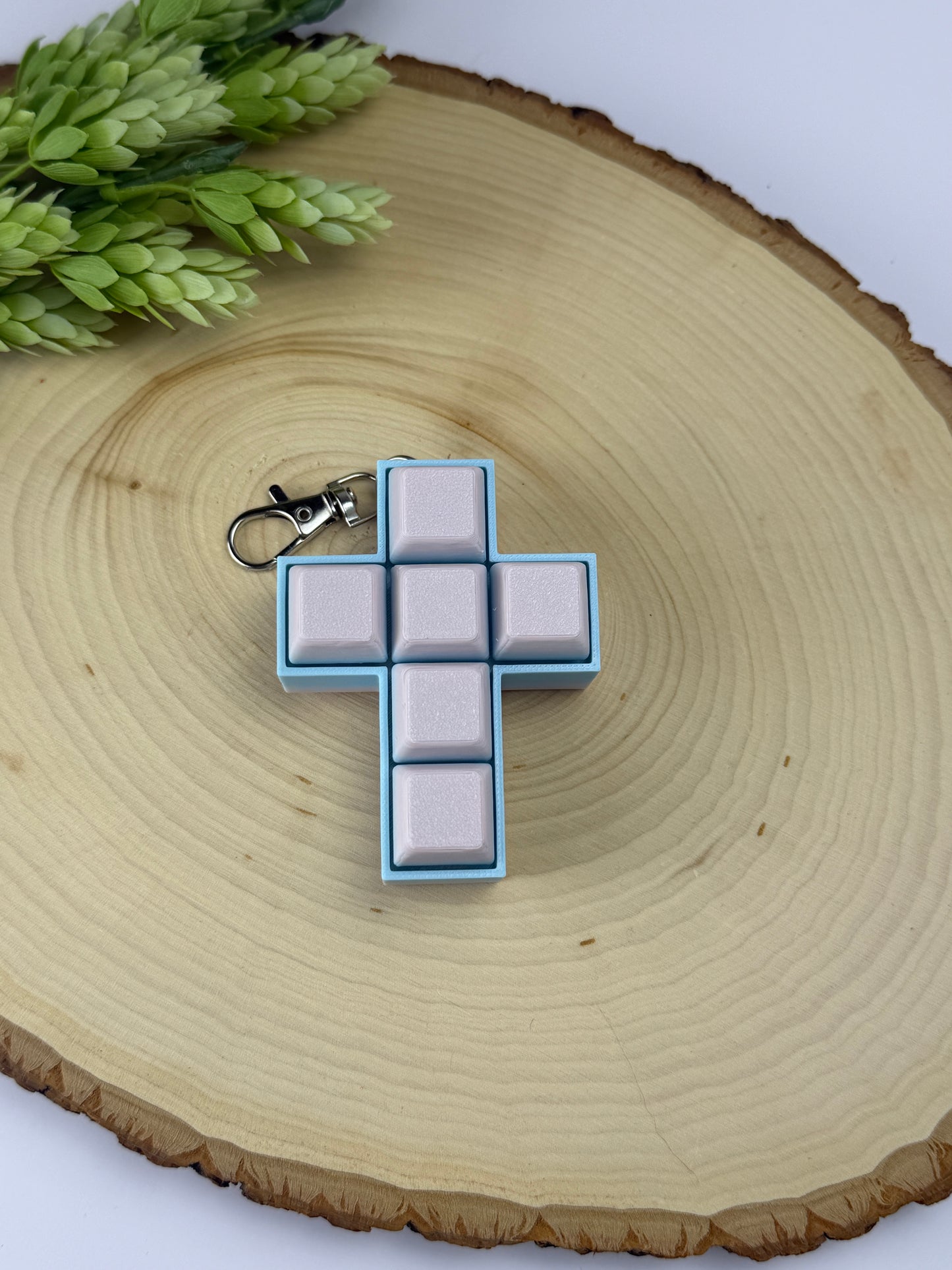 Cross fidget clicker