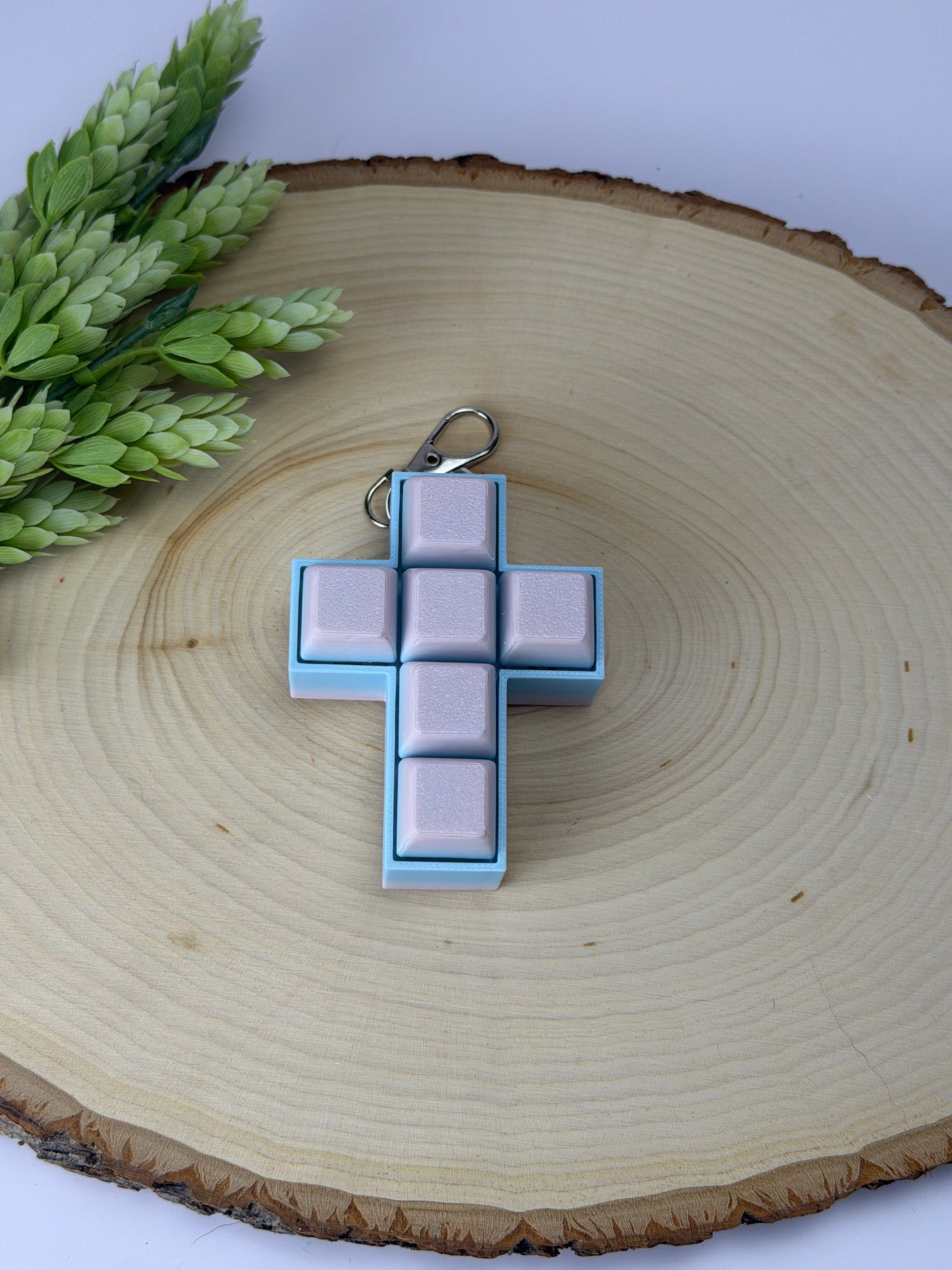 Cross fidget clicker